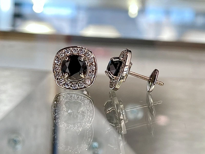 Custom Earrings & Necklaces