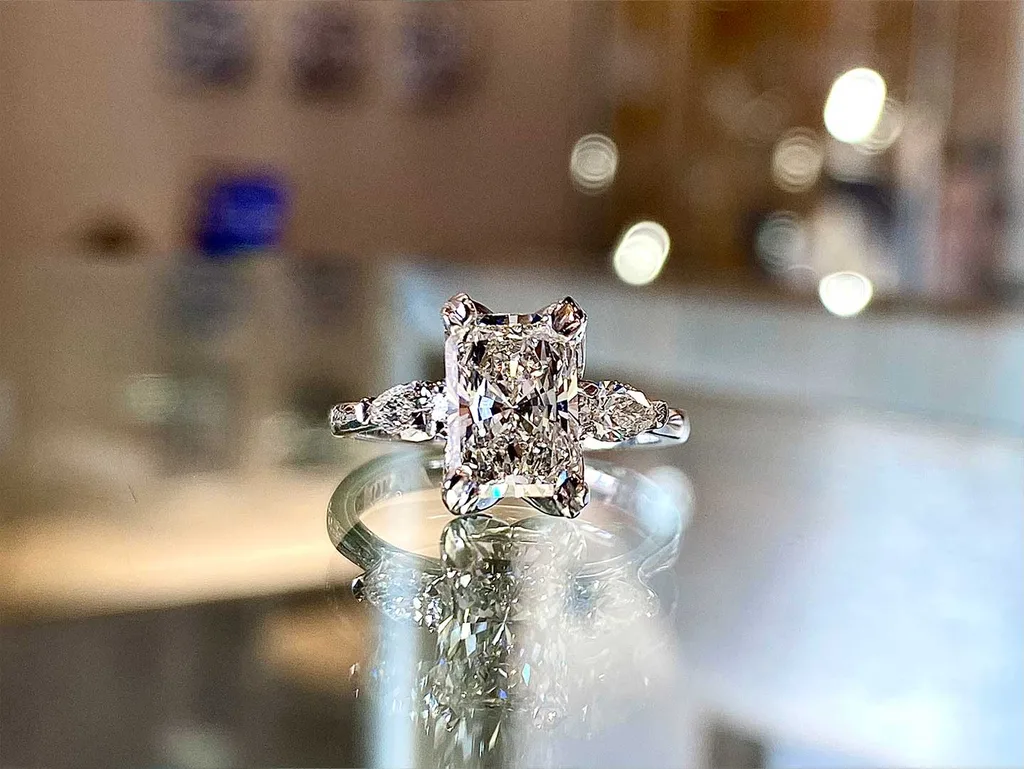 engagement-rectangle-cut-04-01