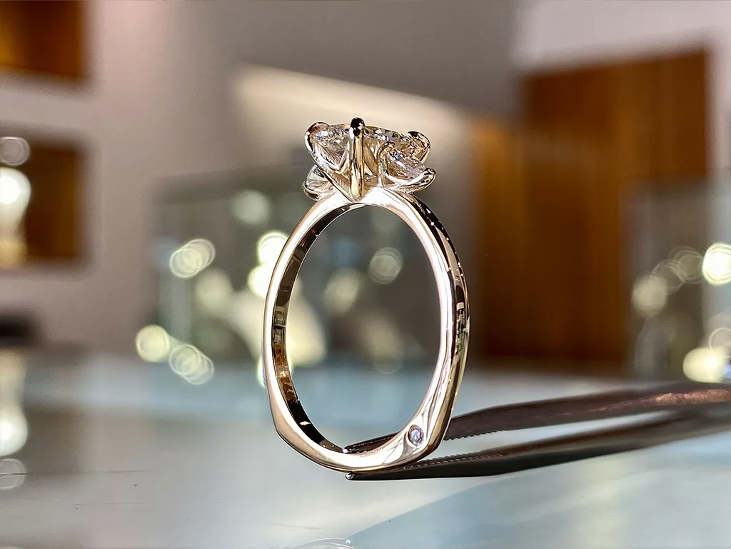 engagement-oval-cut-13-02