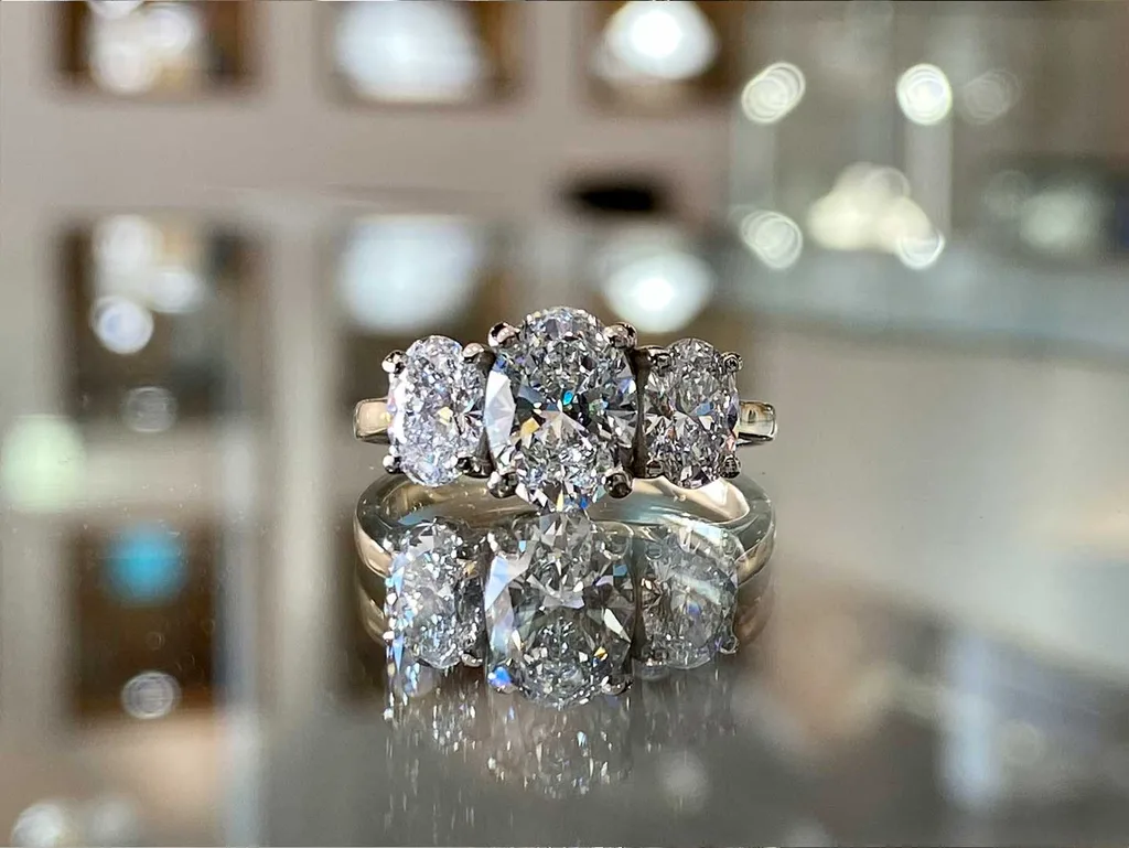 engagement-oval-cut-08