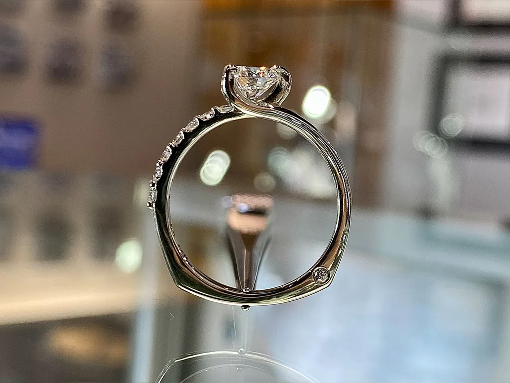 engagement-round-cut-01-02