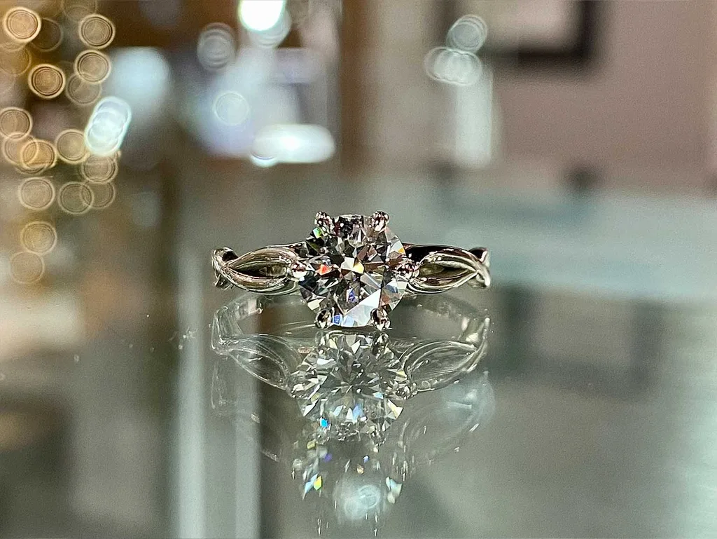 engagement-round-cut-03-01