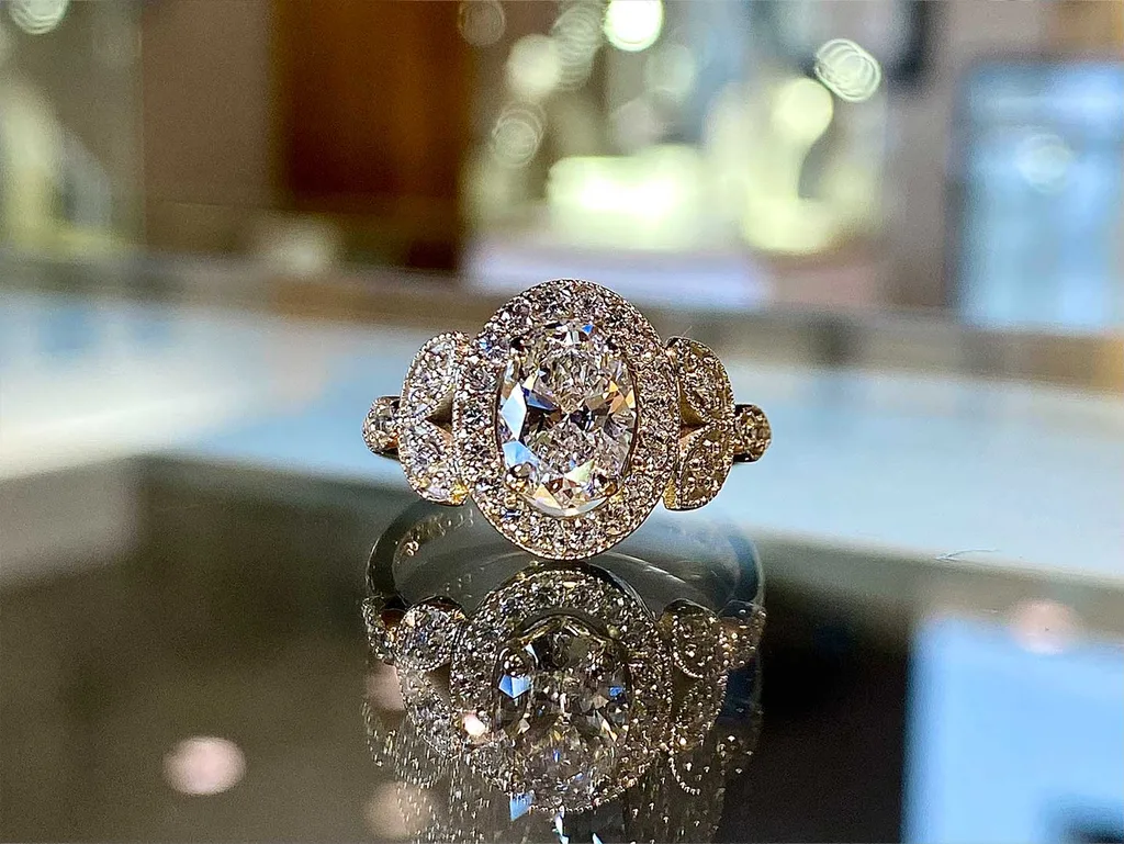 engagement-oval-cut-05-01