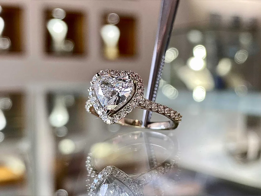 engagement-heart-cut-01-02