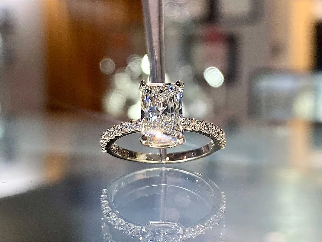 engagement-rectangle-cut-02-02