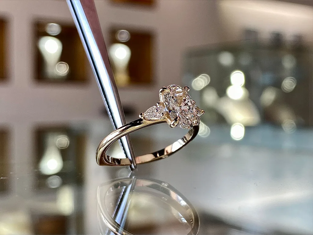 engagement-oval-cut-13-01